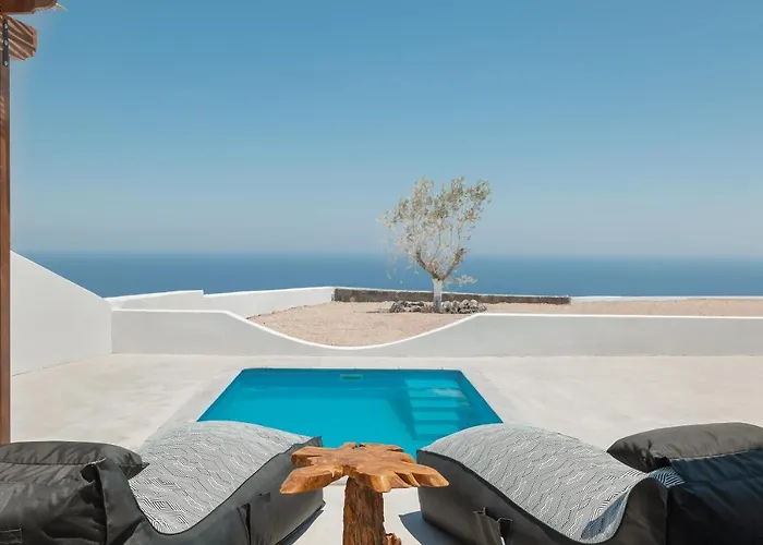 Oyster Luxury Imerovigli (Santorini)