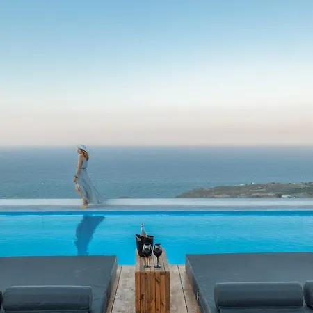 Hotel Oyster Luxury Imerovigli (Santorini)