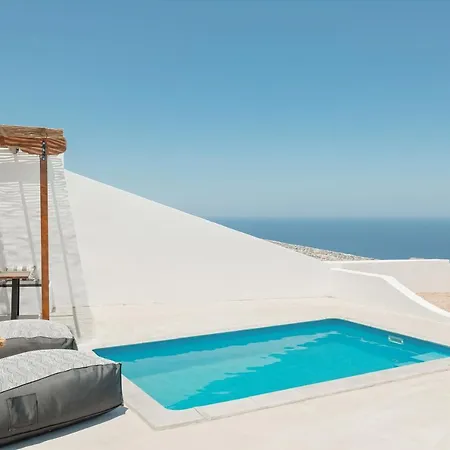 Oyster Luxury Hotel