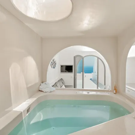 Hotel Oyster Luxury Imerovigli (Santorini)