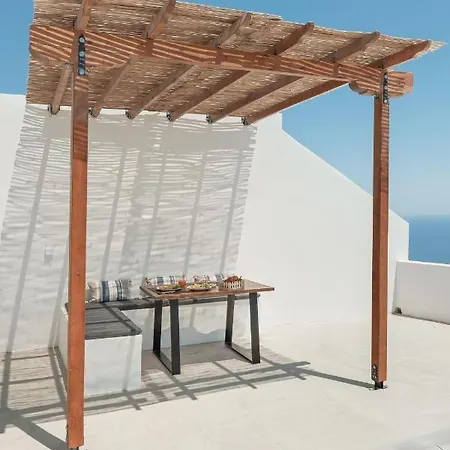 Oyster Luxury Hotel Imerovigli (Santorini)